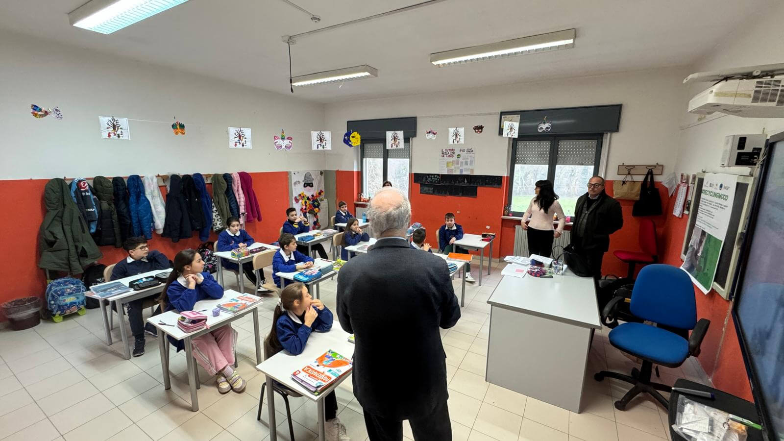 foto scattate durante il tour formativo con le scuole "recycling mood"