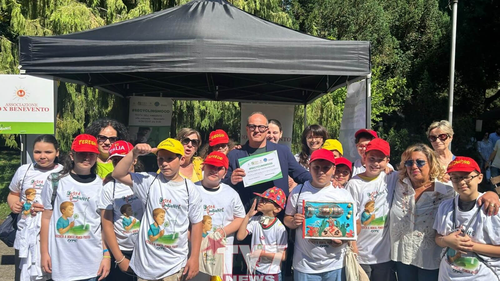 foto scattate durante il tour formativo con le scuole "recycling mood"