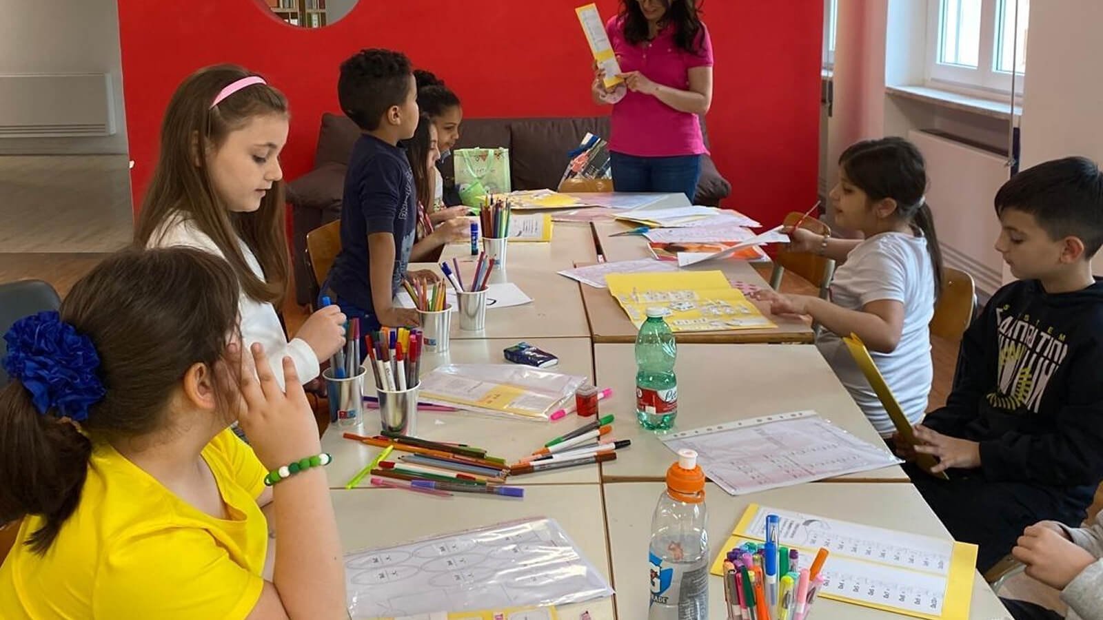 bambini a lavoto per il progetto "Ristori educativi"